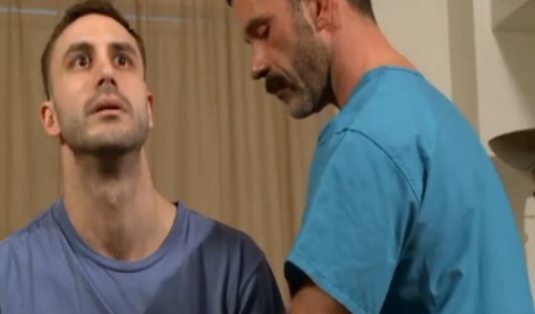 la prima volta che sono andato dalla massaggiatrice
