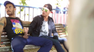 De havde sex på gaden