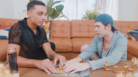 Jugendliche spielten mit der Ouija, die Botschaft überraschte sie