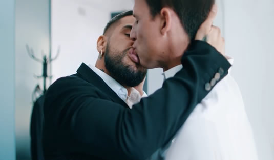 Le patron m’a sauté dans la bouche