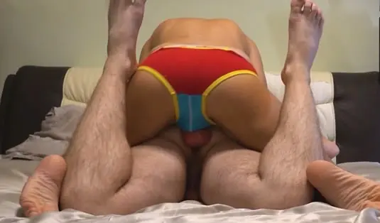 Follado por su primo en calzoncillos